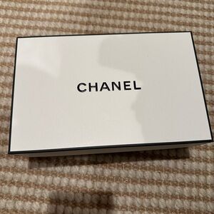 CHANEL Classic White Gift Box